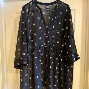 Torrid Disney Villians Poison Apple High Low Button Up Sz 1